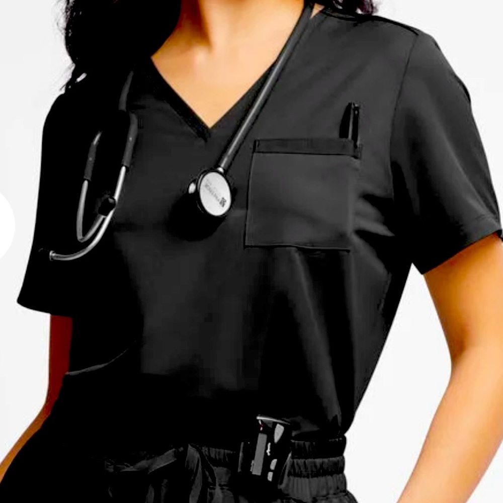Whisperlite Zora Women’s Ply’s 2 pocket stretch V neck scrub top NWT Size 3x